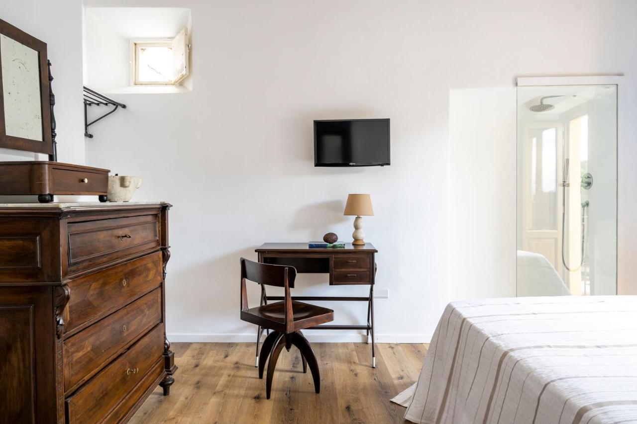 Iancura - B&B Di Design A Salina Санта-Марина-Салина Экстерьер фото
