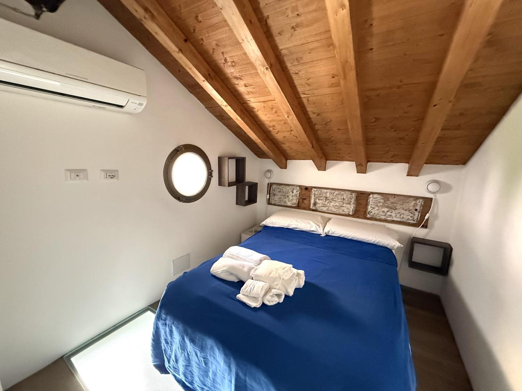 Iancura - B&B Di Design A Salina Санта-Марина-Салина Экстерьер фото